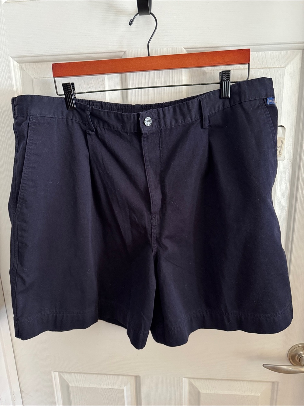 NWT Kahala SZ 40 Men’s Navy Blue cotton/Chino shorts‎